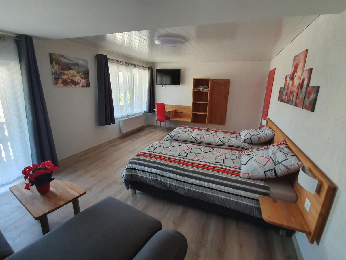 Gasthof Schwanen Radelfingen Bagian luar foto